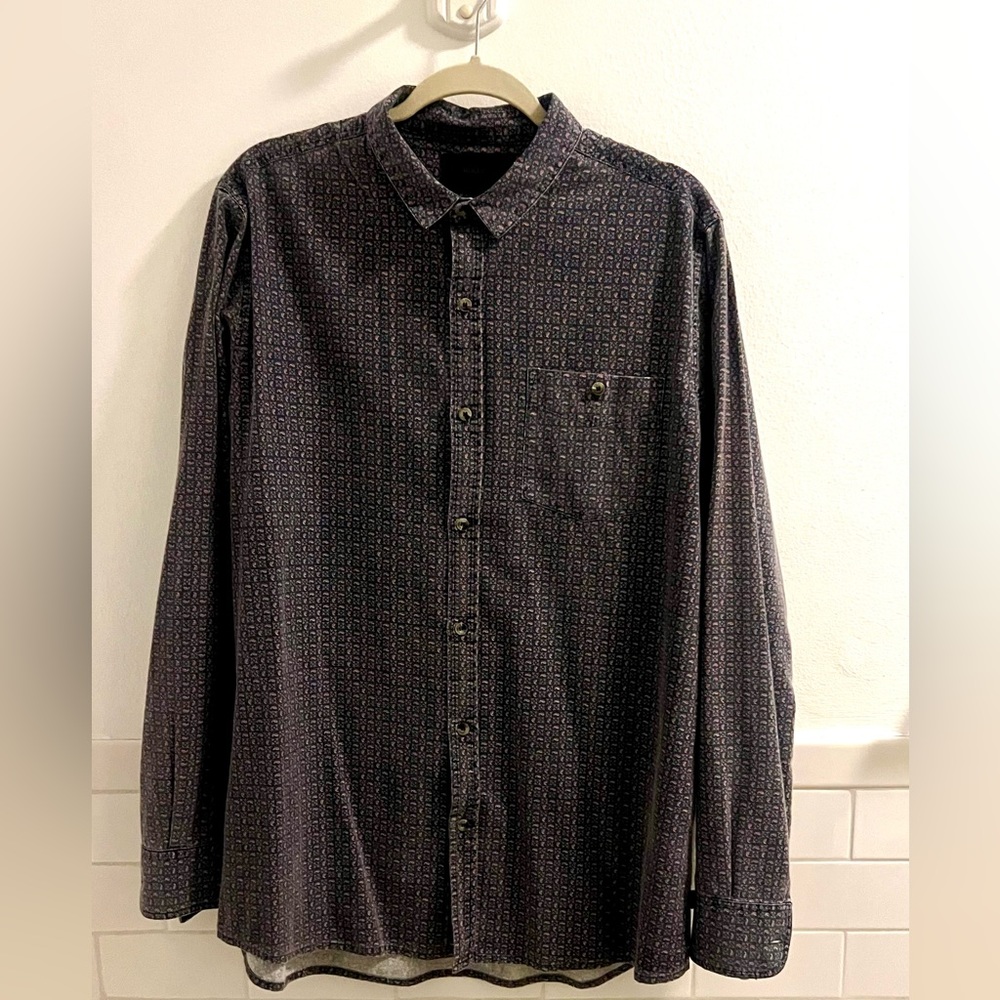 Rolla’s Men’s Longsleeve Button-down (L)